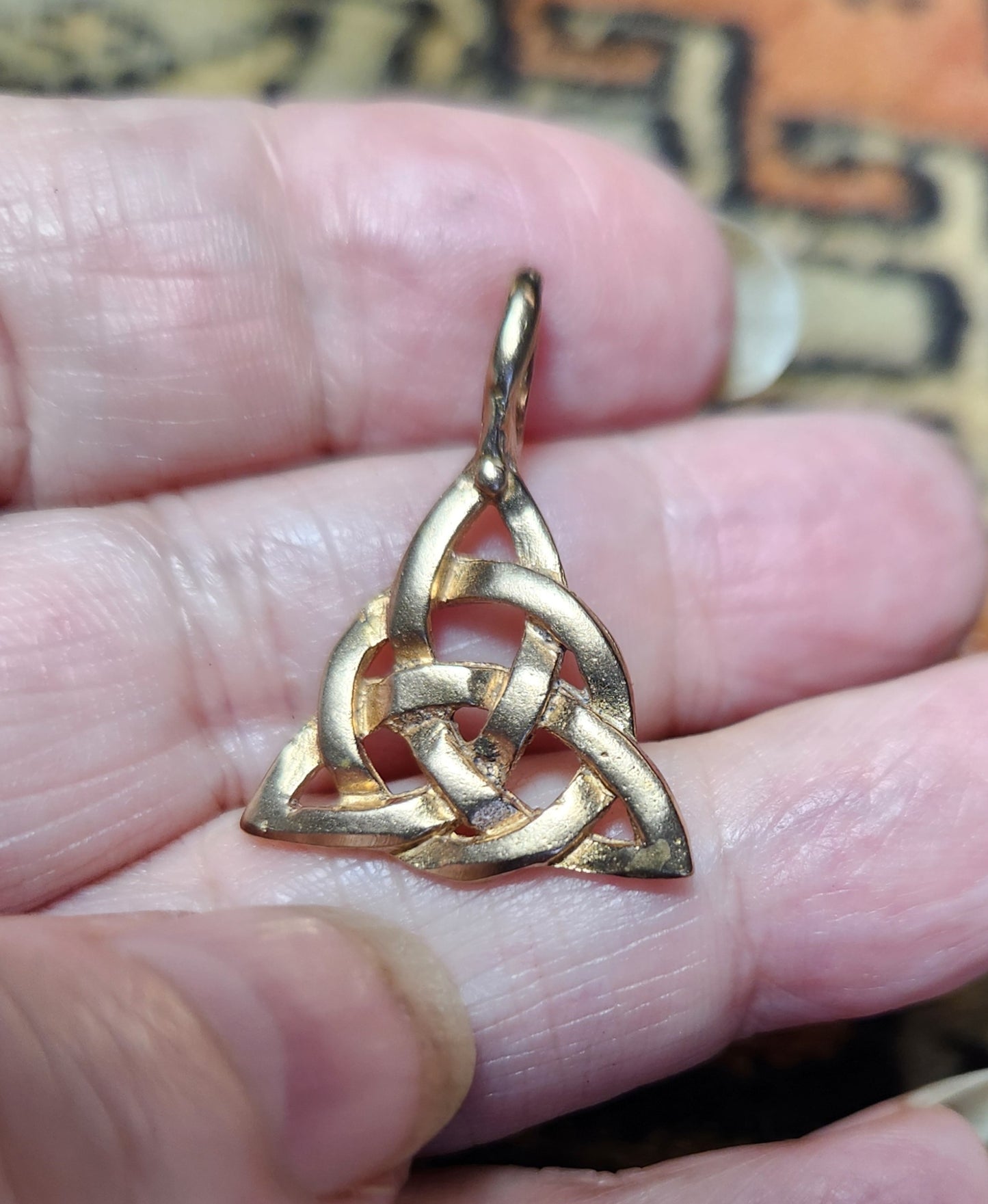 Triquetra with Circle - Trinity Knot- Charmed Knot - BR