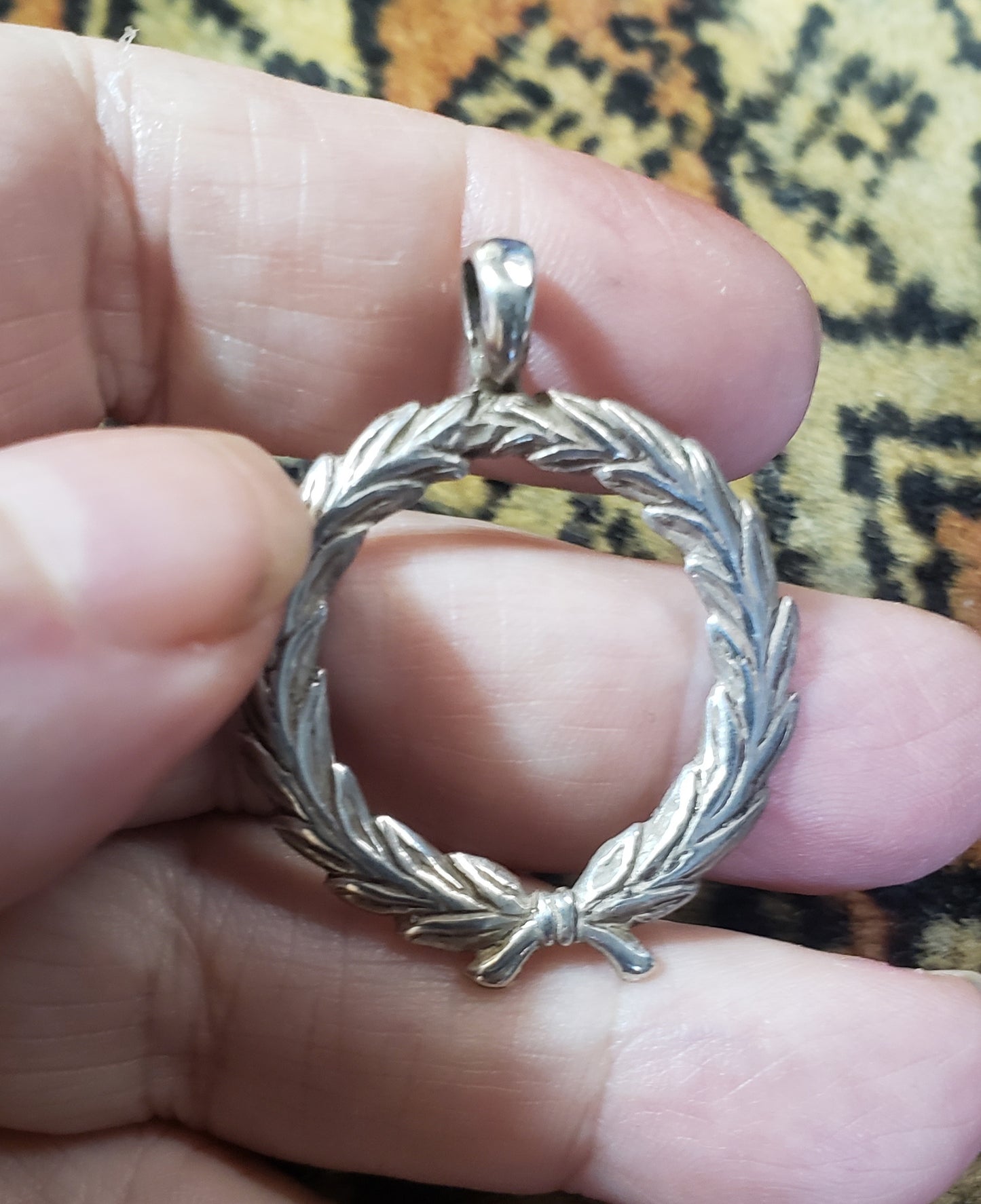 Laurel Wreath - Small - Silver - 2101S