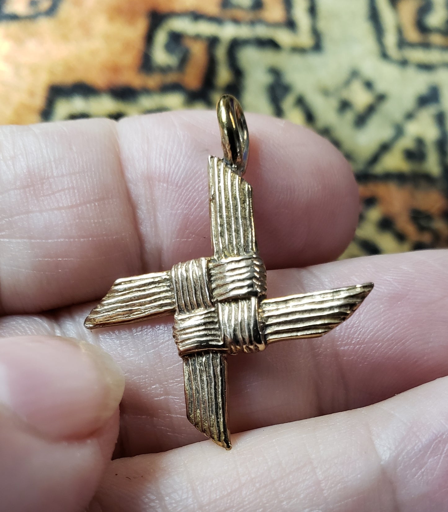 Brigit Cross - Small - 6011B