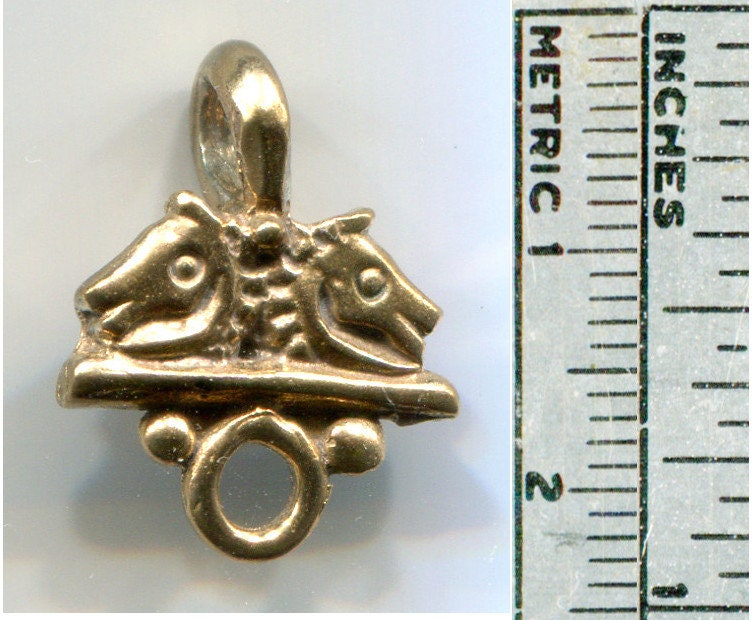 Bead Hanger - Double Horse Head with Single Ring - 5308B
