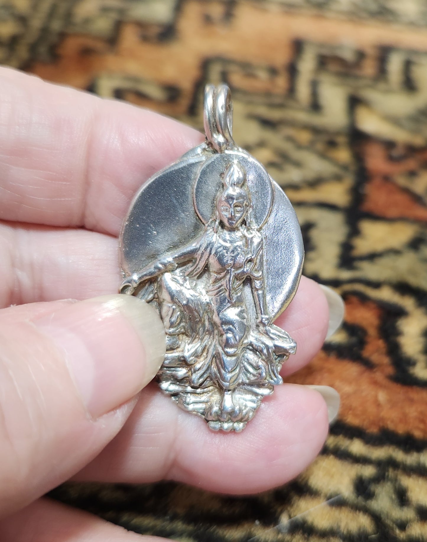Kwan Yin - Water & Moon Boddhisatva - Avalokiteshvara - 4015S