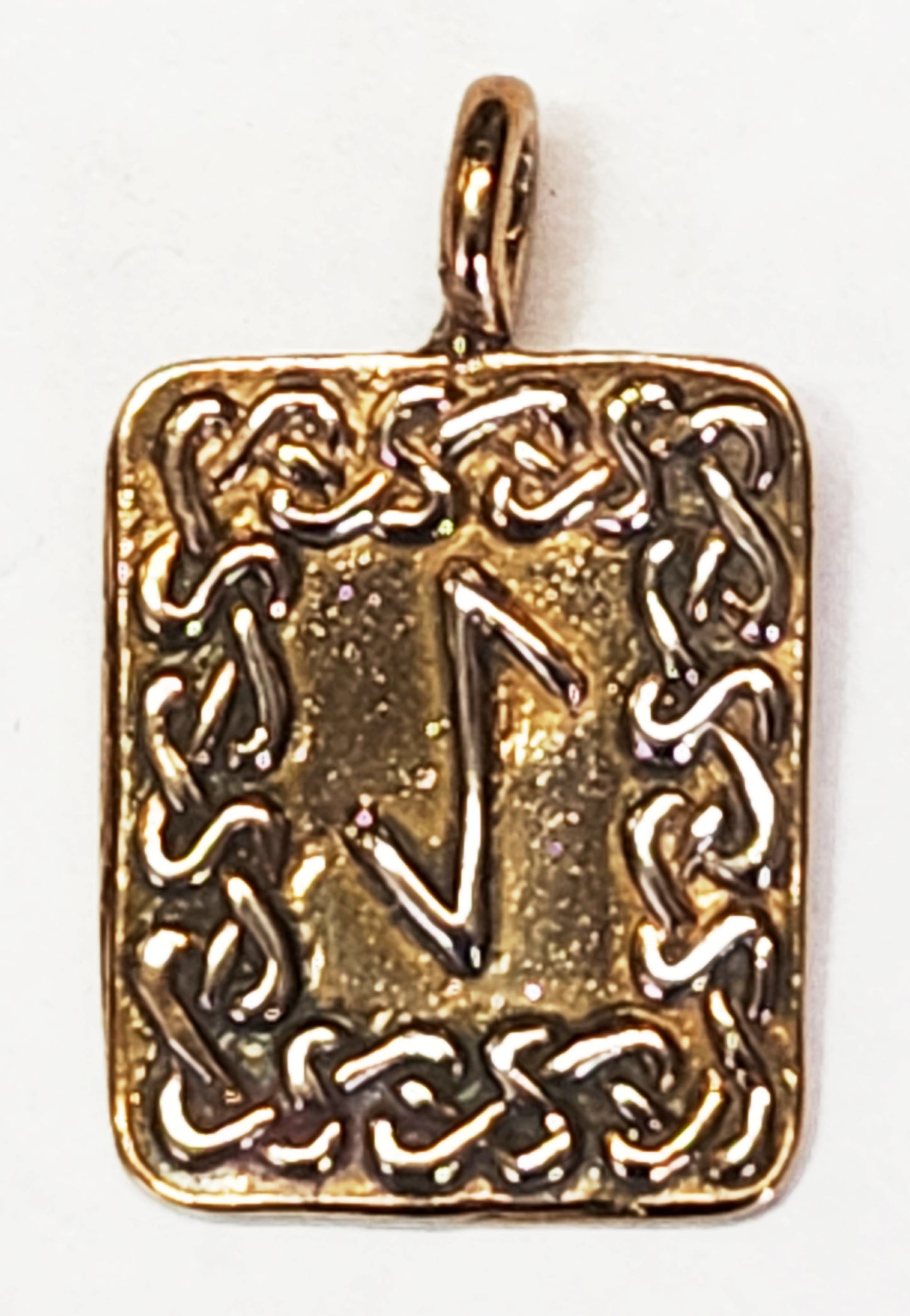 Rune 13 - Eiwaz - Yew Tree - Defense