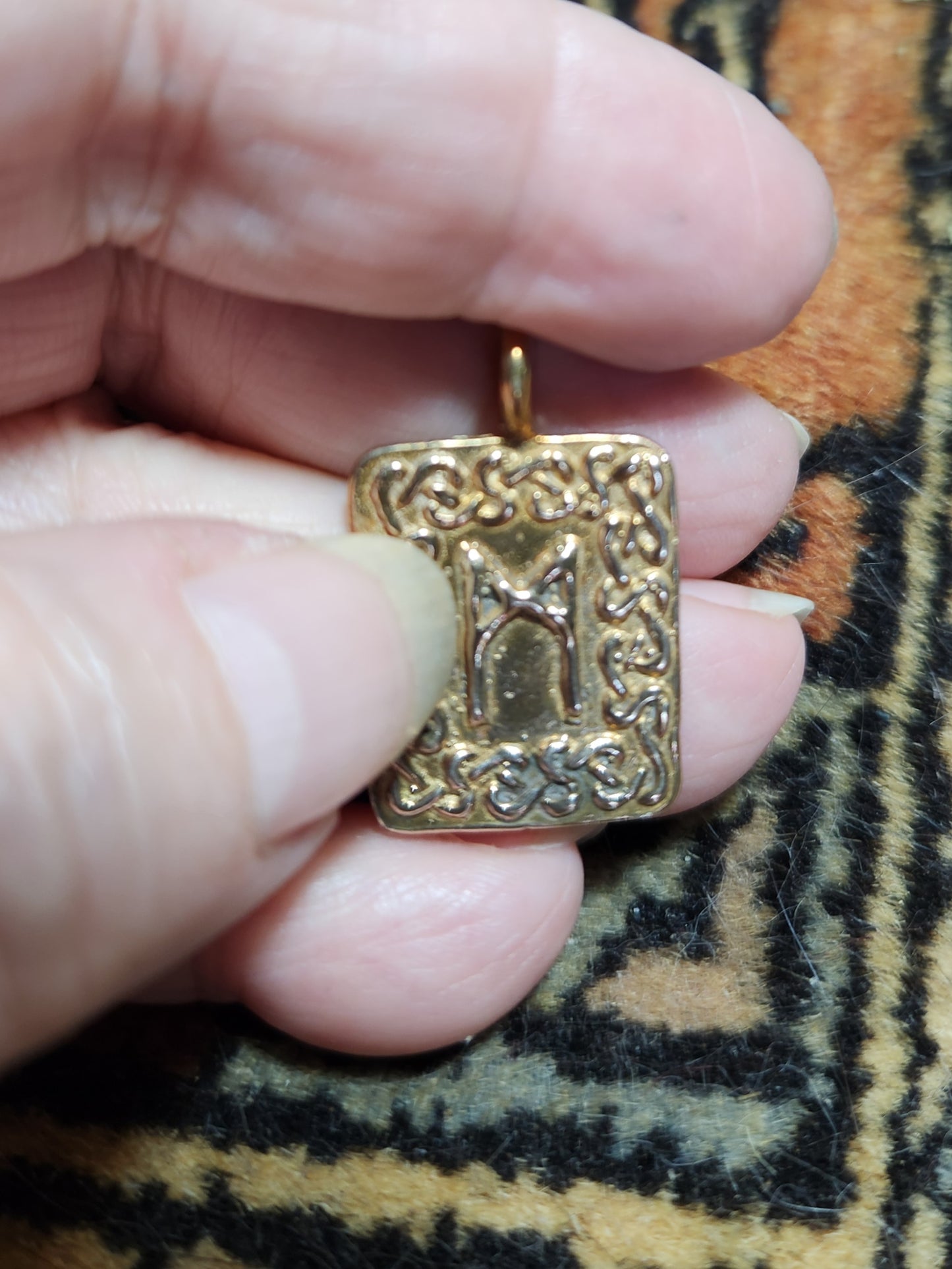 Rune  20 - Mannaz - Man - The Self