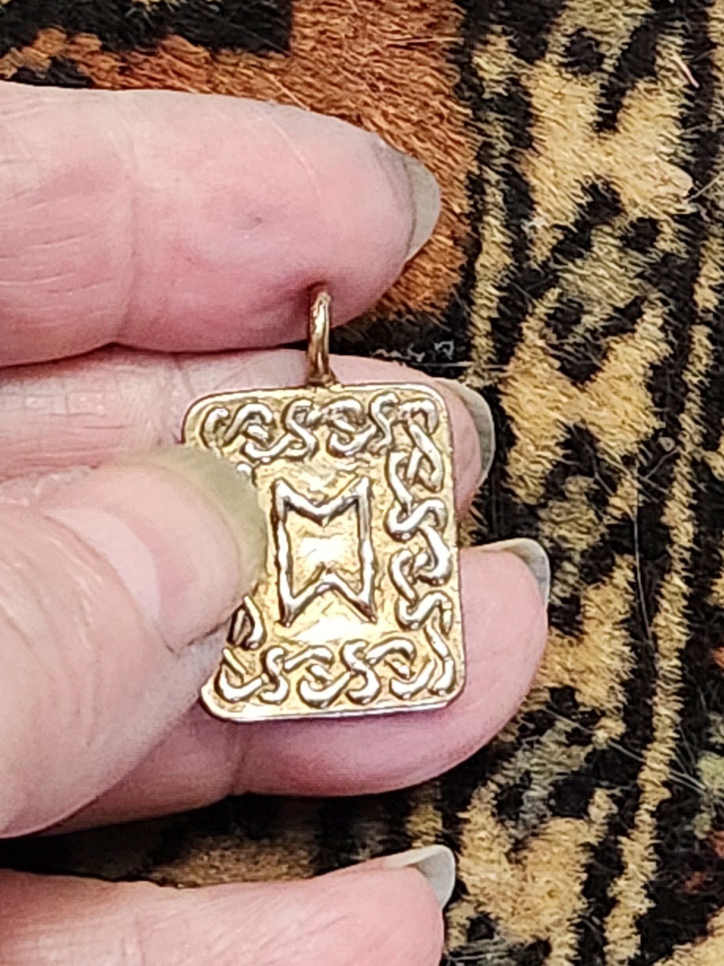Rune 33 Stan - Stone - Keystone