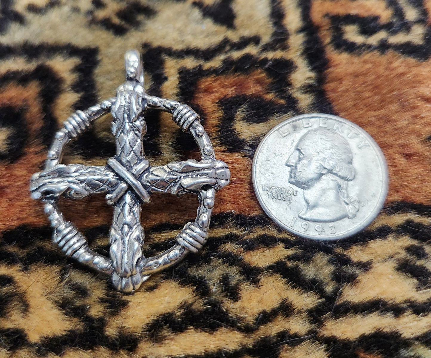 Dragon Solar Cross - 6506S